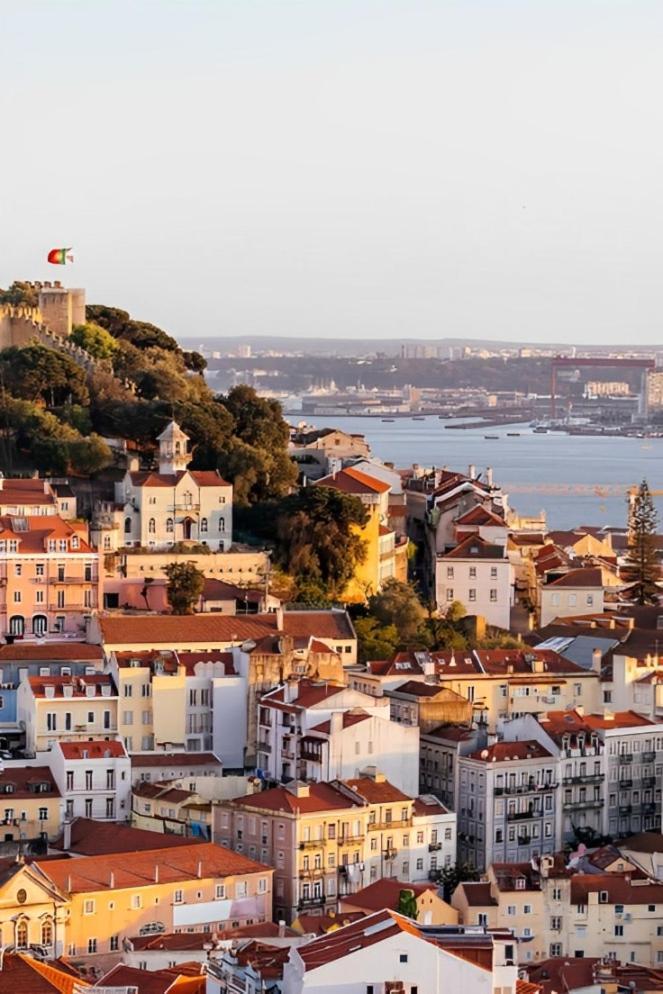 Апартаменты Bairro Alto Cosy By Homing Лиссабон Экстерьер фото
